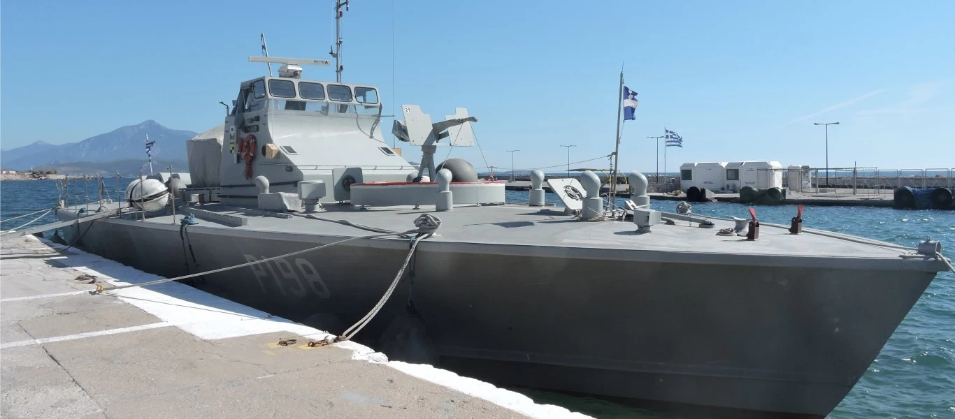 Προσάραξε στα αβαθή του Πυθαγορείου Σάμου περιπολικό σκάφος του ΠΝ